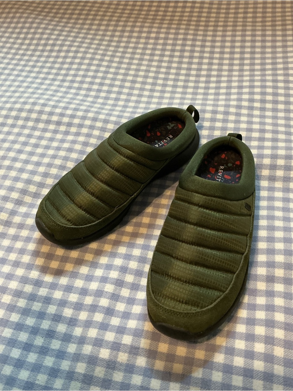 Revitalign Puffer Quilted Slip On Mules EUC